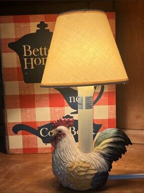 Charming Vintage Farmhouse Ceramic Rooster Table Lamp- Working!
